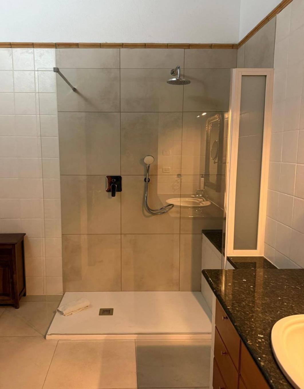Relais Del Porto Guest house